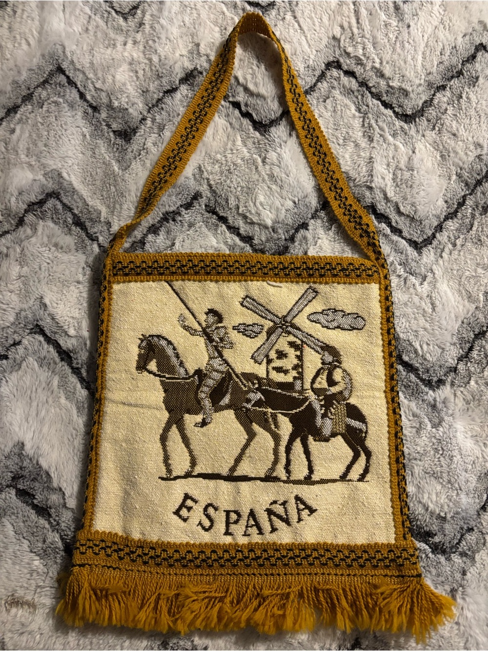 Source Unknown España Woven Shoulder Bag in Mustard and Cream